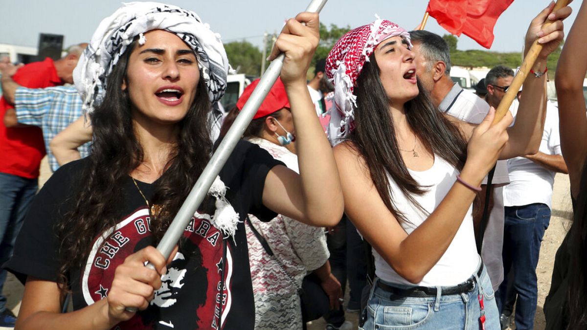 Manfestantes en el sur del Líbano por el traslado de un buque israelí al yacimiento de Karish
