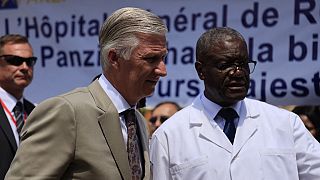 Dans l'est de la RDC, le roi des Belges rencontre Denis Mukwege
