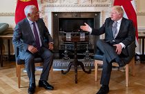Primeiro-ministro português recebido em Downing Street pelo seu homólgo britânico