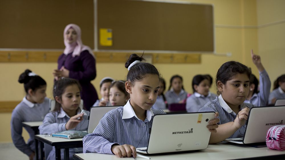 Brussels to ‘shorty’ release delayed EU funds for Palestinian schools