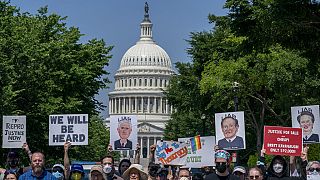 Abortusz-párti tüntetők egy csoportja a washingtoni Captolium előtt 2022. június 13-án