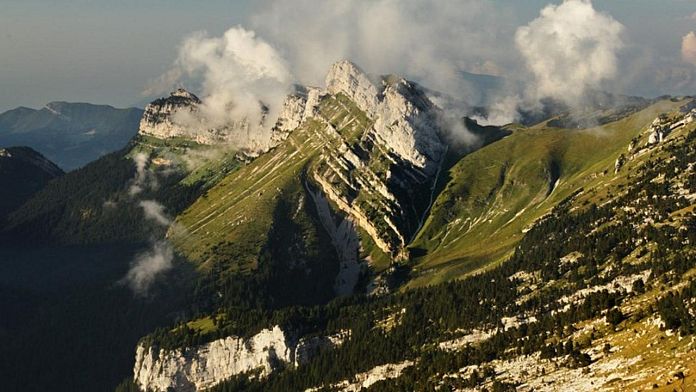 Müssen die Natur und die Berge auch im Sommer vor zu viel Tourismus geschützt werden?