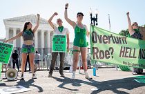 معترضان در مقابل دادگاه عالی ایالات متحده در حمایت از حقوق سقط جنین، چهارشنبه، ۱۵ ژوئن ۲۰۲۲