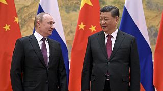 Február 4-i fotó: Hszi Csin-ping kínai elnök Pekingben fogadja Vlagyimir Putyint