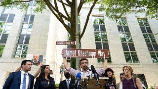 Changement du nom de la rue de l'ambassade d'Arabie Saoudite en hommage à Jamal Khashoggi, mercredi 15 juin 2022.