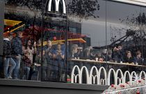 Fransa'nın başkenti Paris'te bir McDonald's şubesi