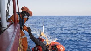 Sea-Eye retira 492 pessoas do Mediterrâneo