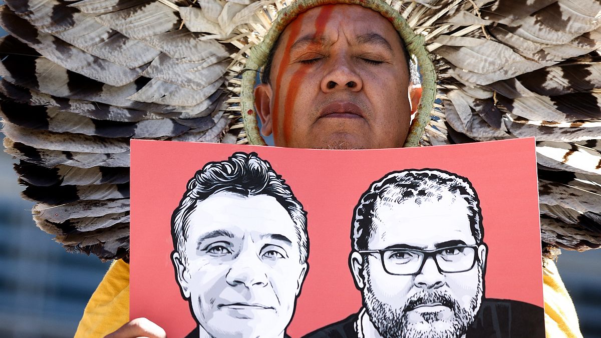 احتجاج لموظفي المؤسسة الوطنية للسكان الأصليين أمام وزارة العدل في برازيليا. 2022/06/14