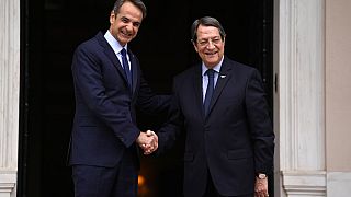 Ο Έλληνας πρωθυπουργός Κυριάκος Μητσοτάκης σε παλαιότερη συνάντηση με τον Κύπριο πρόεδρο Νίκο Αναστασιάδη