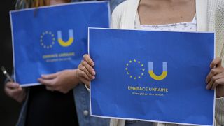 Protest vor der niederländischen Botschaft in Lissabon für den Beitritt der Ukraine zur EU (15.06.2022)