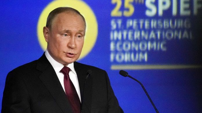 Vladimir Putin acusa Bruxelas de perder a soberania política