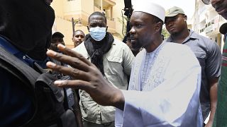 Senegal: Police surround opposition chief's home over protest call