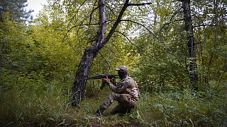 Soldat einer ukrainischen Spezialeinheit in der Region Donezk