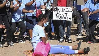 Zimbabwean nurses plan to go on strike