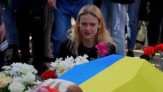 تشييع ناشط بارز قُتل خلال المعارك في أوكرانيا