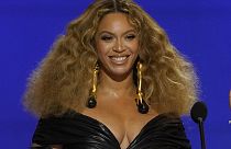 Amerikalı şarkıcı Beyonce'den yeni solo albüm müjdesi