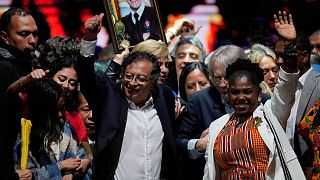 جشن پیروزی گوستاوو پترو، رئیس‌جمهور منتخب کلمبیا در کنار فرانسیا مارکز ۱۹ ژوئن ۲۰۲۲