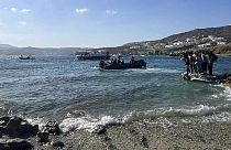 Mikonos  Adası'nda geçen yıl göçmenleri kurtarmak için yapılan arama-kurtarma operasyonu / Arşiv
