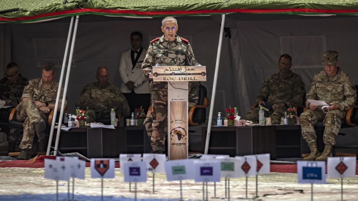 Belkhir El Farouk tábornok nyitóbeszédet tart az "Afrikai Oroszlán 2022" katonai hadgyakorlat első napján, Agadirban