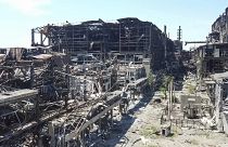 Cette photo extraite d'une vidéo publiée par le ministère russe de la Défense lundi 13 juin 2022 montre une vue de l'usine métallurgique Azovstal, à Marioupol.