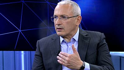 Mijaíl Jodorkovski durante su entrevista con Euronews