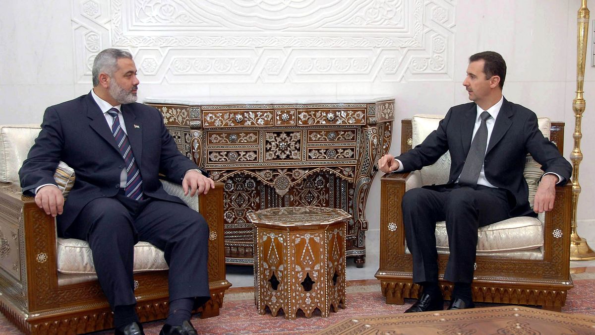 الرئيس السوري بشار الأسد يلتقي رئيس الوزراء الفلسطيني إسماعيل هنية في دمشق - سوريا. 2006/12/04  