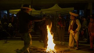 مظاهرات للسكان الأصليين في الإكوادور تندد بارتفاع الأسعار.