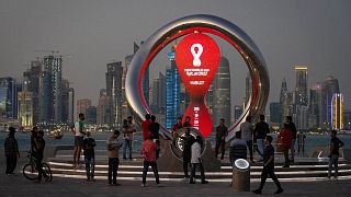 عکس آرشیوی از نماد و ساعت شمارش معکوس مسابقات جام جهانی ۲۰۲۲ در دوحه قطر