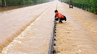 Les rails d'un train sous l'eau dans la province de Guangxi   21/06/2022