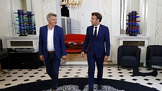 Секретарь Компартии Франции на Фабьен Руссель на встрече с президентом Эммануэлем Макроном, 22 июля 2022 г.