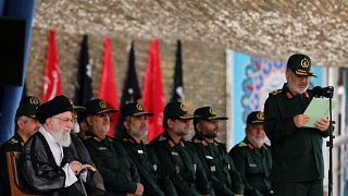 قائد الحرس الثوري الإيراني حسين سلامي مع المرشد الأعلى للثورة الإسلامية علي خامنئي - أرشيف