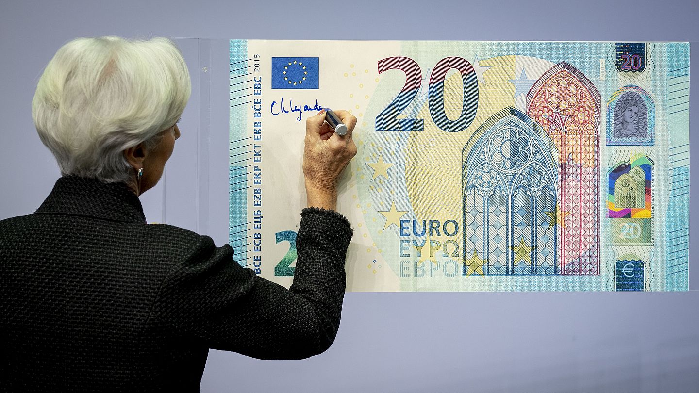 À quoi vont ressembler les nouveaux billets en euros ? C'est (un peu) à  vous de décider