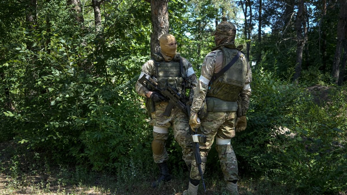 Orosz katonák egy luhanszki ellenőrző ponton