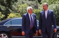 وزير الخارجية الإيراني حسين أمير عبد اللهيان يلتقي منسق السياسة الخارجية بالاتحاد الأوروبي جوزيب بوريل في طهران