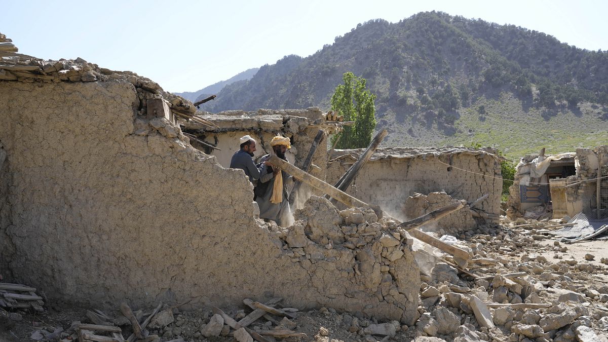 Sismo no Afeganistão 