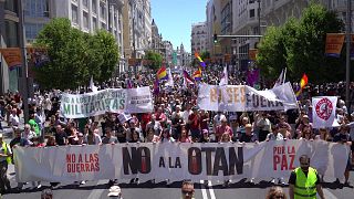 احتجاجات في مدريد ضد قمة حلف شمال الأطلسي التي ستعقد في العاصمة الإسبانية الأسبوع المقبل.