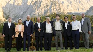 Οικογενειακή φωτογραφία των ηγετών της G7 από τη σύνοδο στη Βαυαρία