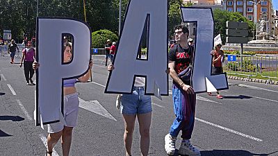 Manifestação pela paz e contra a NATO em Madrid