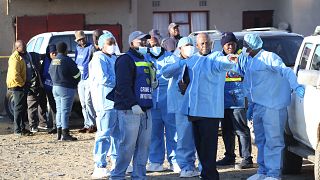 Afrique du Sud : attente des résultats d'autopsie après la mort de 21 jeunes