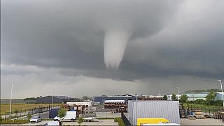 Capture d'écran de la vidéo de Julian Steenbakke, montrant la tornade à Zierikzee, le 27 juin.