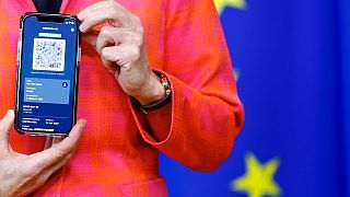 Az Európai Bizottság elnöke bemutatja a digitális uniós védettségi igazolványt 2021. június 16-án