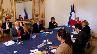 Премьер-министр Франции Элизабет Борн на заседании