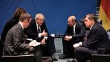 عکس مربوط به دیدار بوریس جانسون نخست وزیر بریتانیا و ولادیمیر پوتین رییس جمهوری روسیه است (ژانویه ۲۰۲۰)