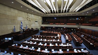 Parlamento israelita formalmente dissolvido