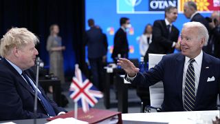 Joe Biden et Boris Johnson lors du sommet de l'OTAN à Madrid, le 30/06/2022
