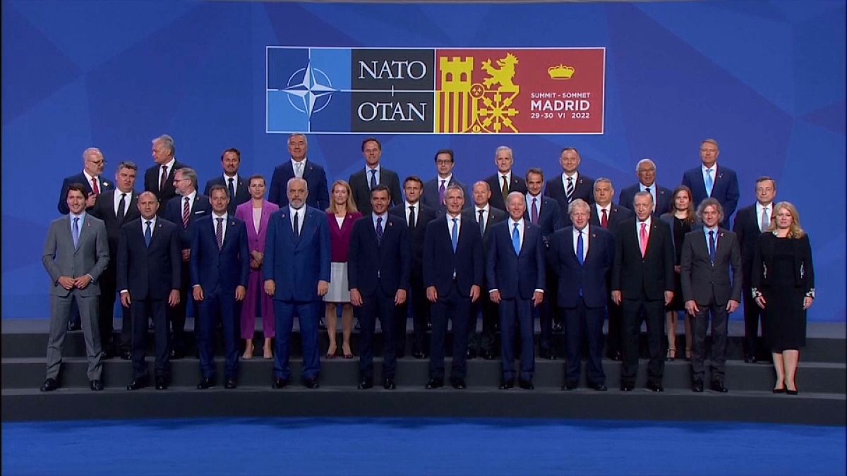 Протокольная съемка 30 лидеров стран-членов НАТО, Мадрид, 30 июня 2022 г.