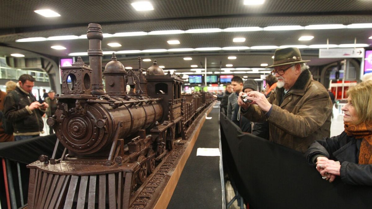 csokoládévonat egy brüsszeli állomáson 2012-ben