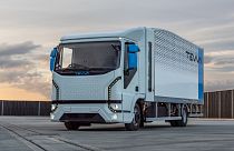 Tevva has launched a 7.5-tonne battery-electric truck whose normal range can be doubled or tripled to around 500 km using hydrogen as a backup energy source.