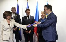 Руководство Франции передаёт Чехии символические бразды правления в ЕС, Мадрид, 30 июня 2022 г.