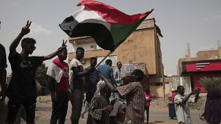Soudan : les manifestants pro-démocratie face à la police 